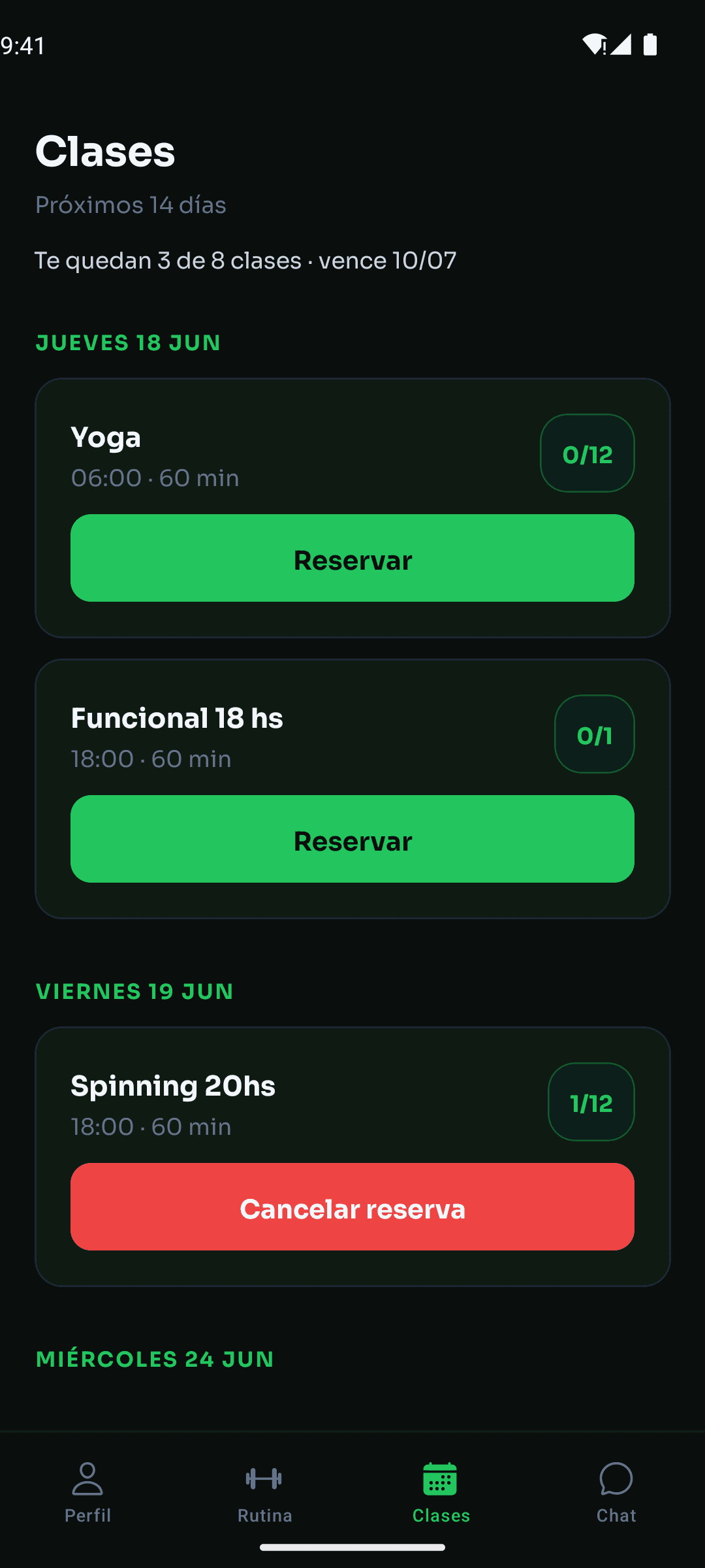 Pantalla Clases de la app Gimpulso: agenda semanal con cupo y reserva